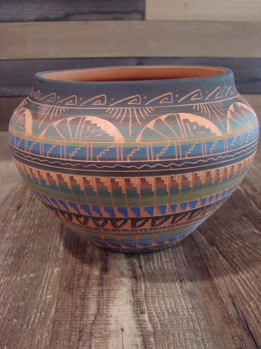 Native American Hand Etched & Hand Painted Pottery - Gilmore