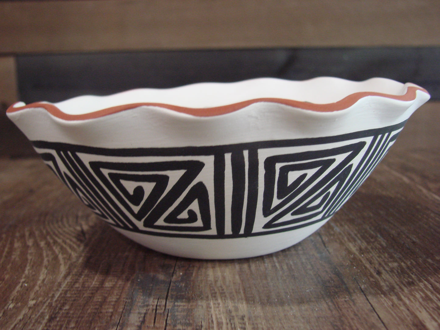 Native American Acoma Fine Line Hand Painted Pottery - Aragon