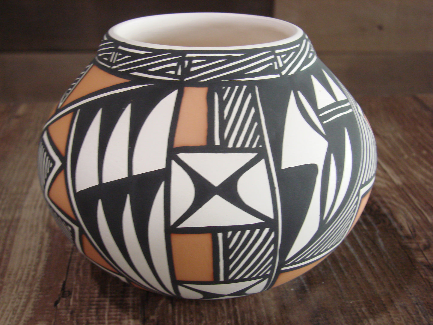 Native American Hand Painted Fine Line Acoma Pottery by Estevan