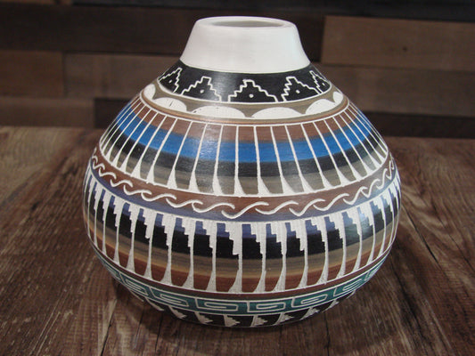 Native American Hand Etched & Hand Painted Pottery - Gilmore