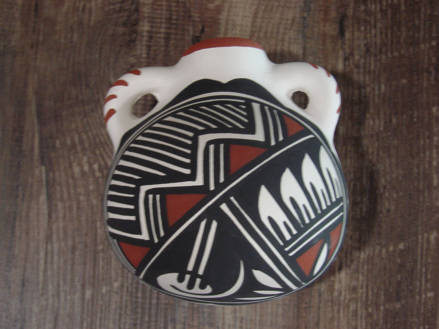 Native American Acoma Fine Line Hand Painted Pottery - Aragon