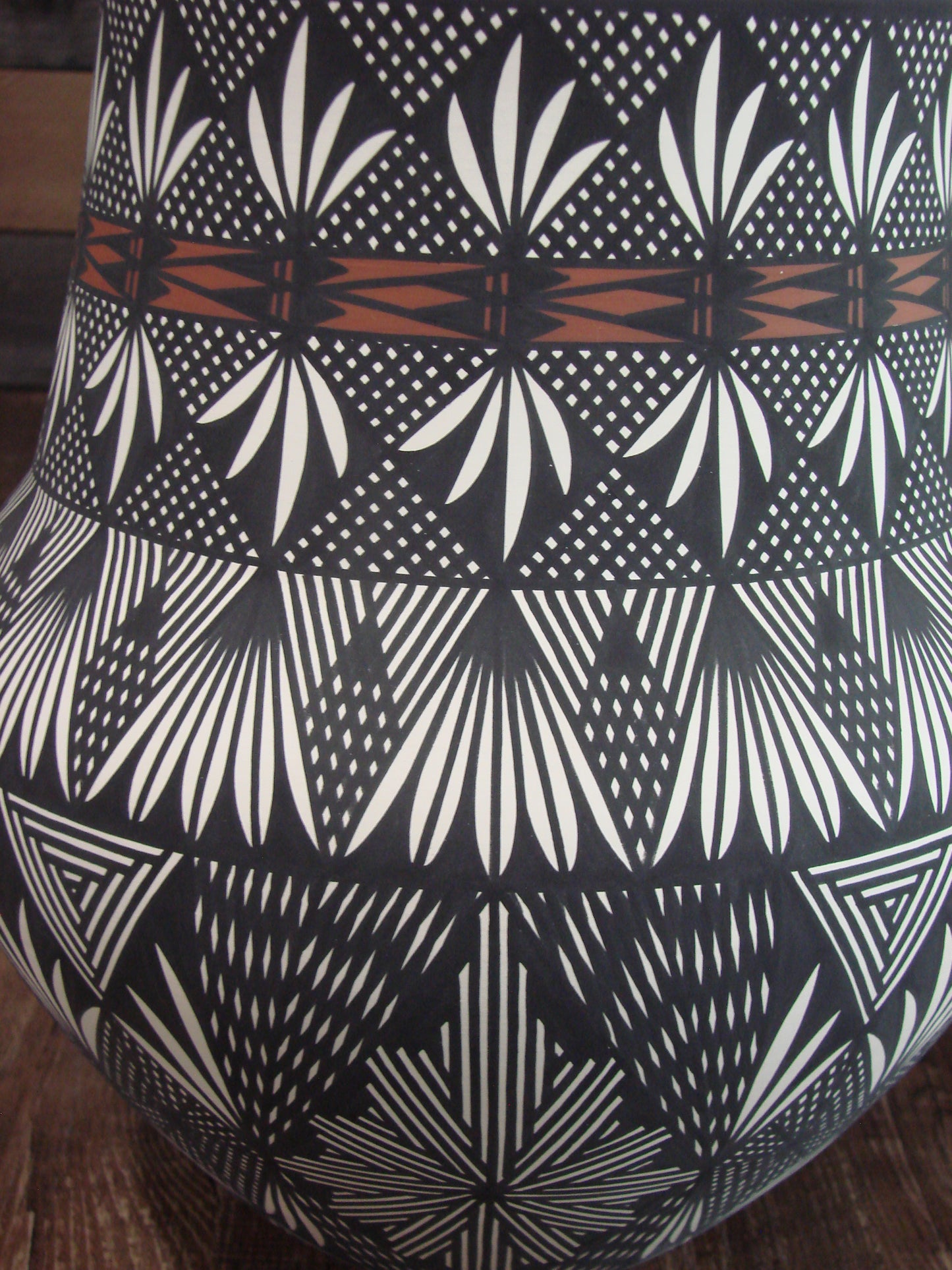 Native American Acoma Pueblo Fine Line Hand Painted Pottery by Vallo