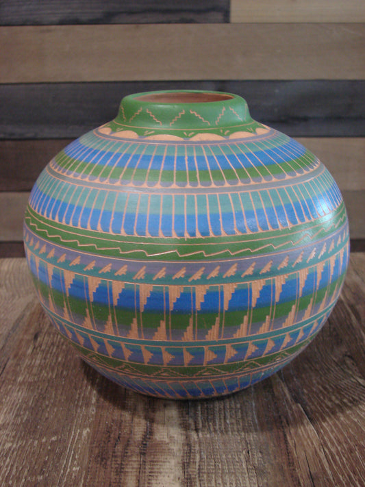 Native American Hand Etched & Hand Painted Pottery - Gilmore