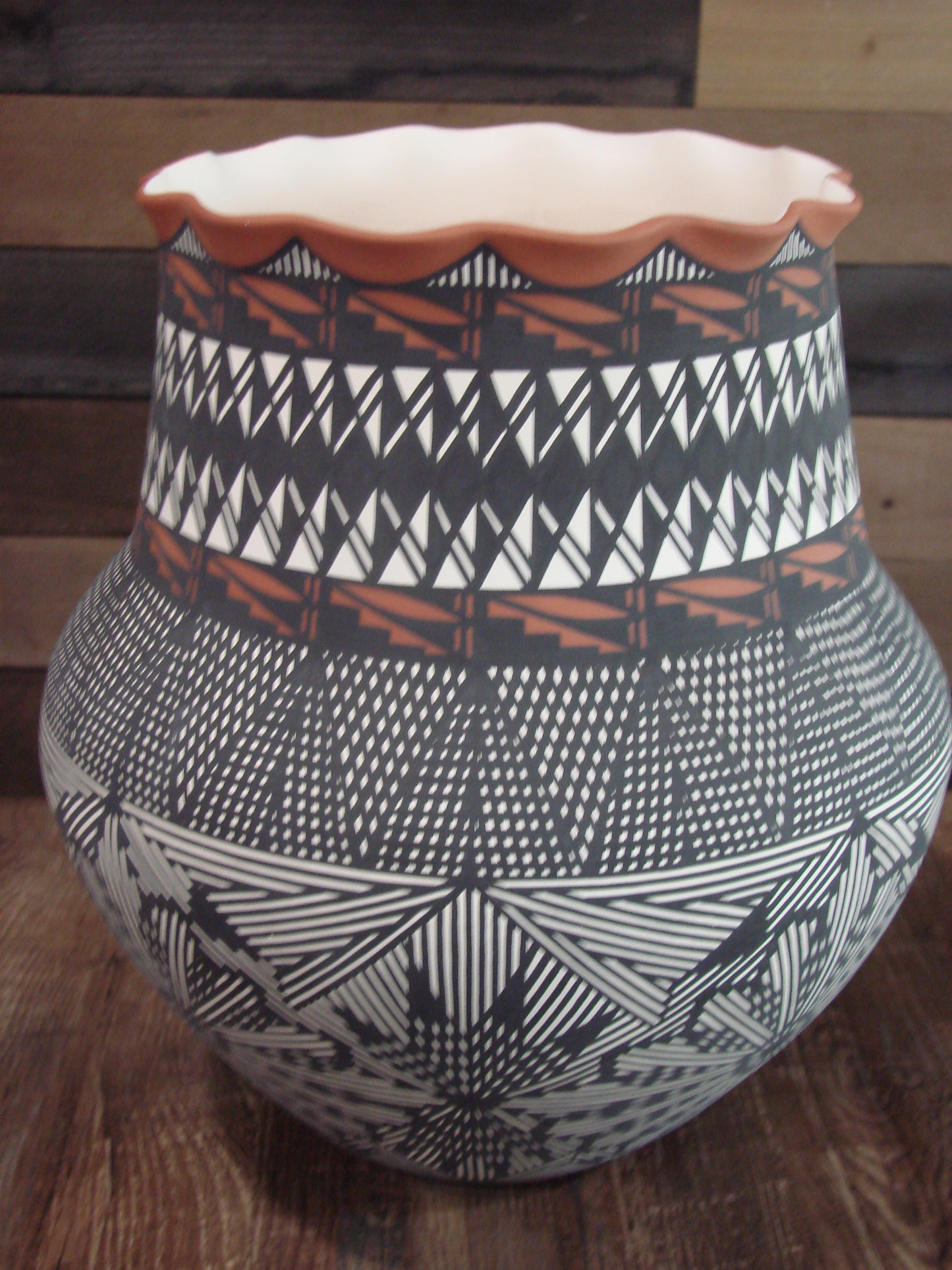 Native American Acoma Pueblo Fine Line Hand Painted Pottery by Vallo