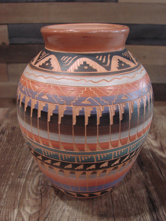 Native American Hand Etched & Hand Painted Pottery - Gilmore