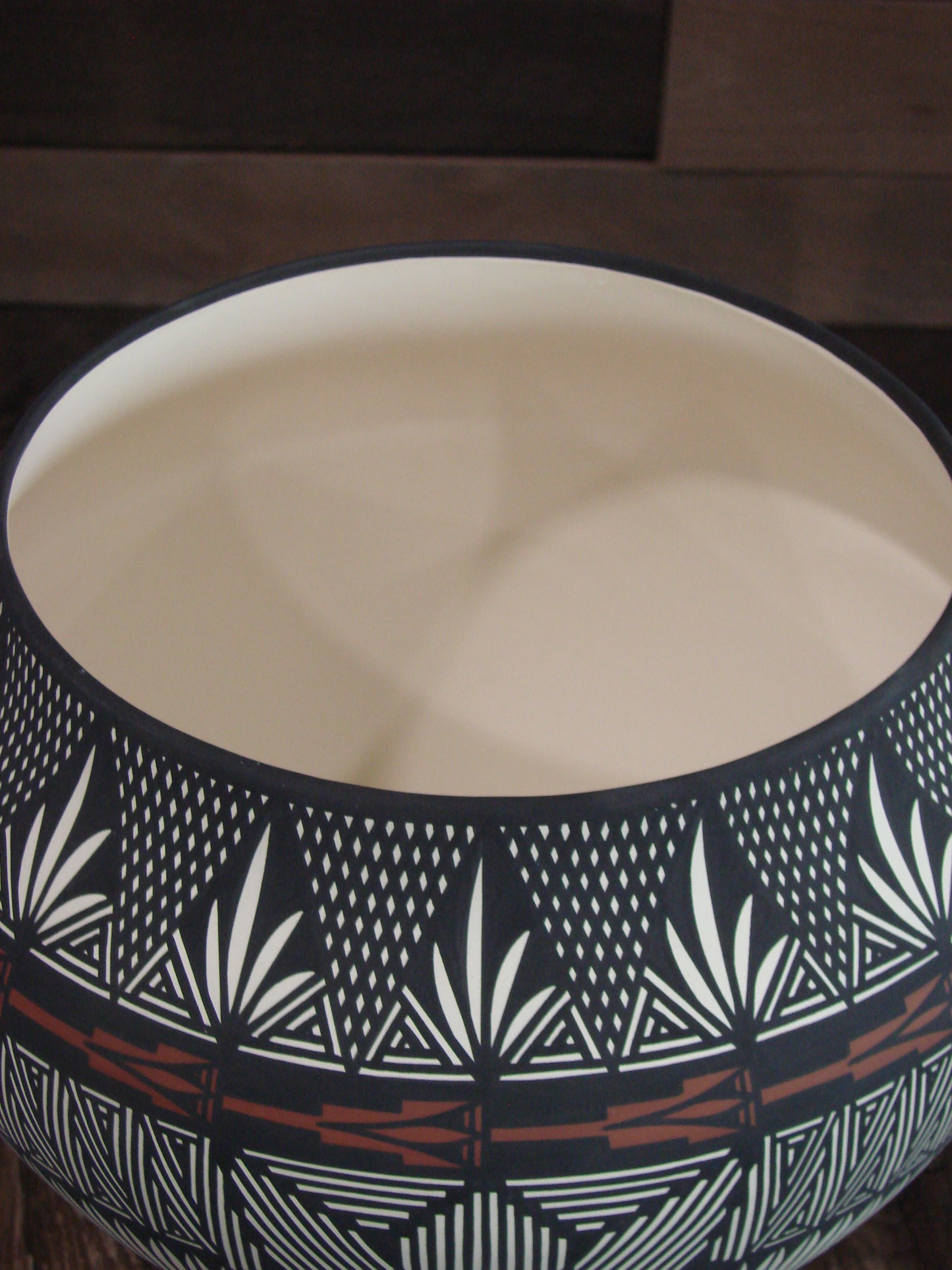 Native American Acoma Pueblo Fine Line Hand Painted Pottery by Vallo