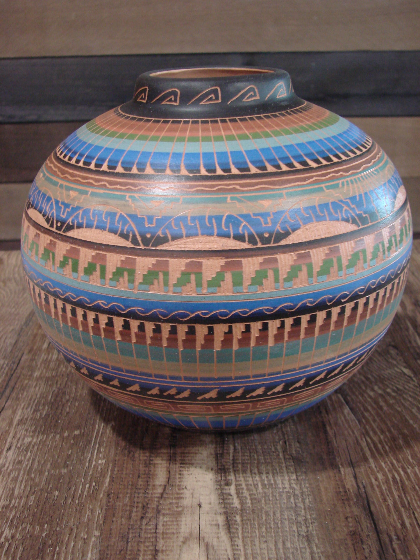 Native American Hand Etched & Hand Painted Pottery - Gilmore