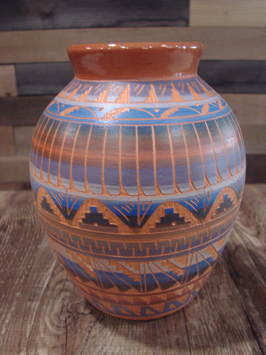 Native American Hand Etched & Hand Painted Pottery - Gilmore