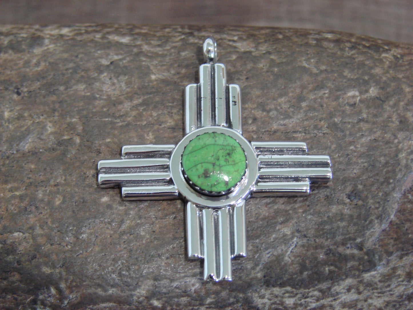 Native American Sterling Silver & Gaspeite Zia Symbol Pendant - Yazzie