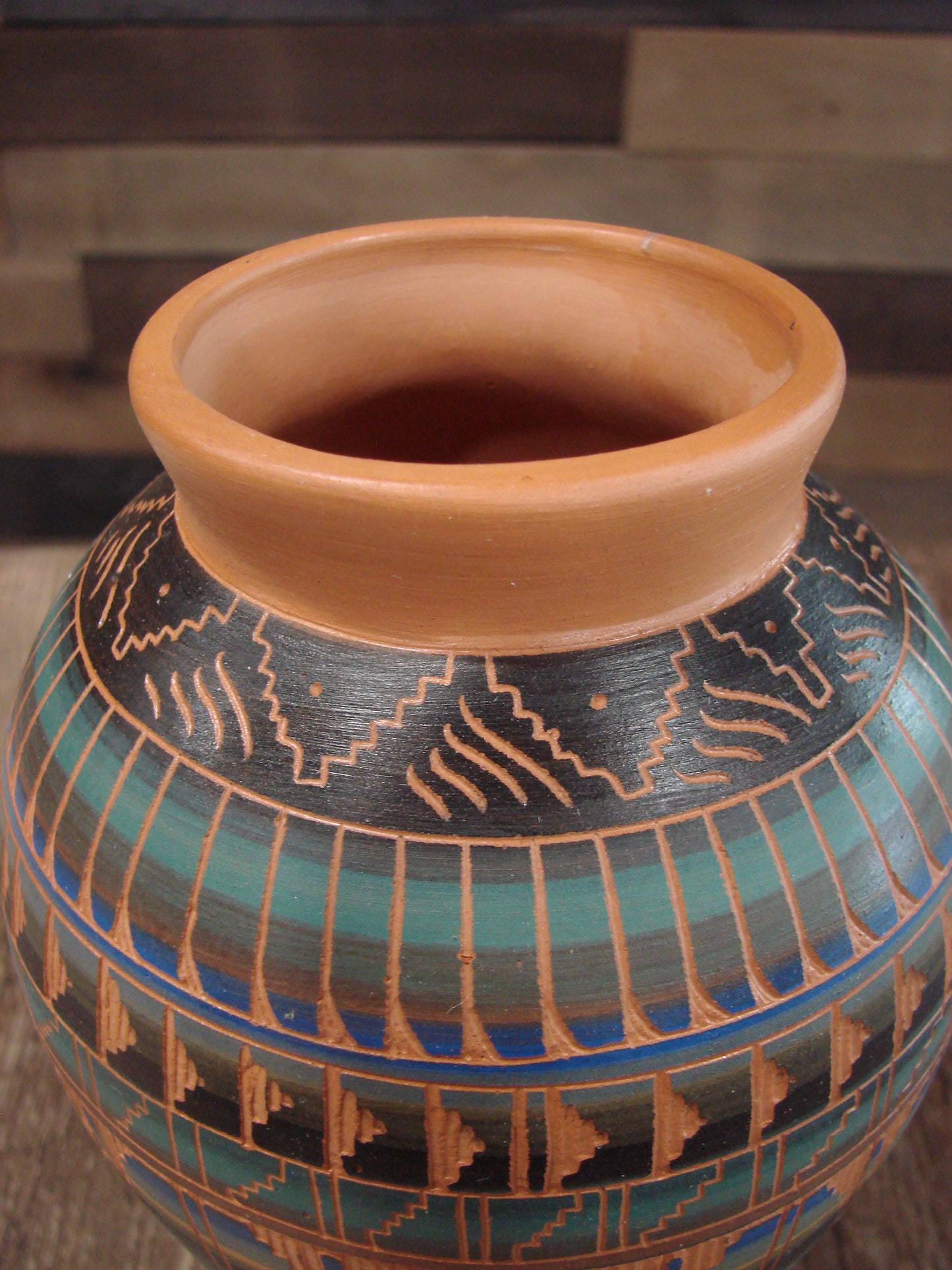 Native American Hand Etched & Hand Painted Pottery - Gilmore