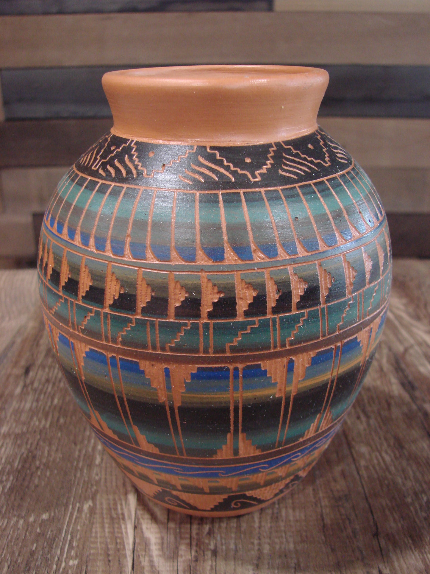 Native American Hand Etched & Hand Painted Pottery - Gilmore