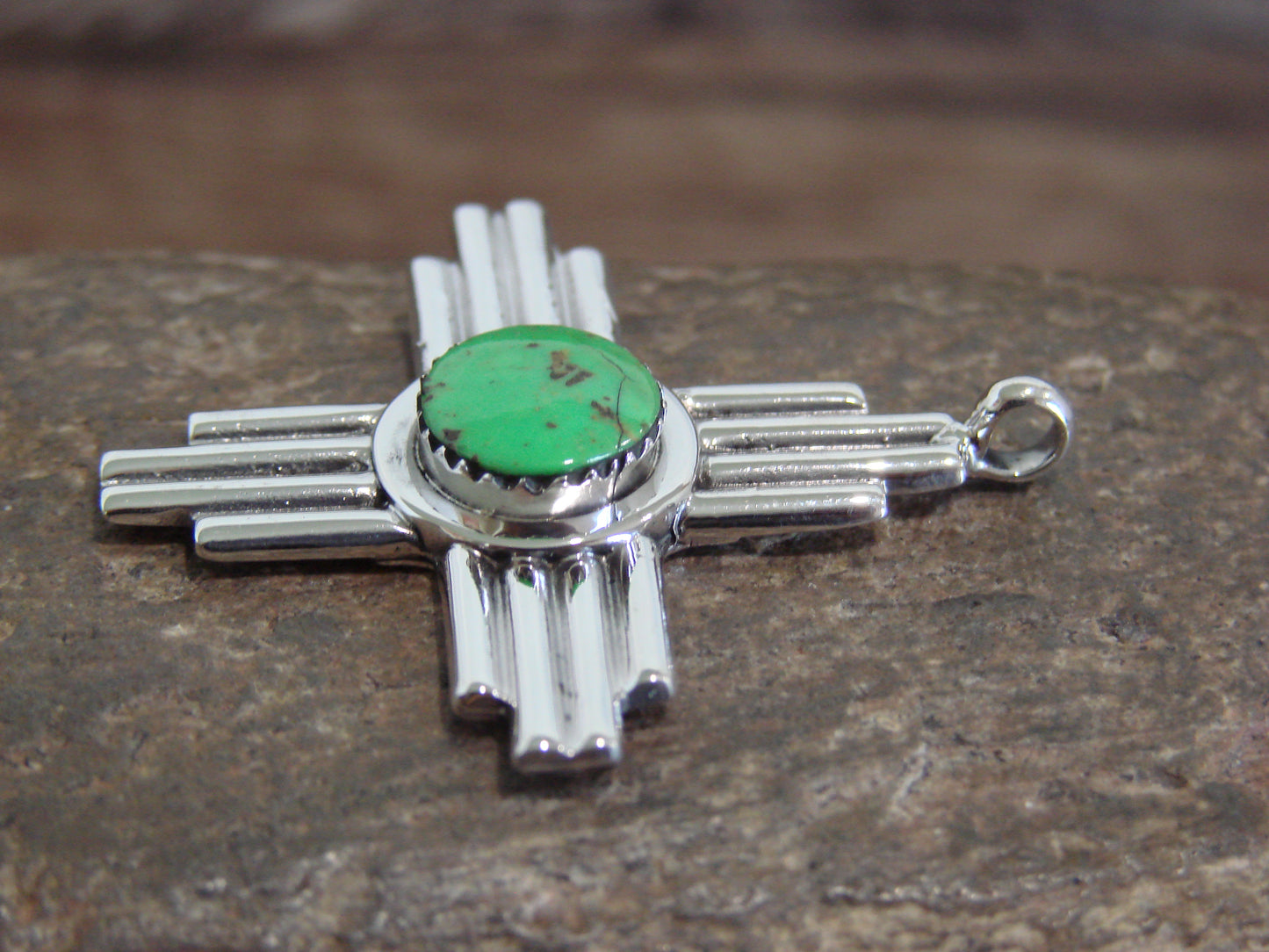 Native American Sterling Silver & Gaspeite Zia Symbol Pendant - Yazzie
