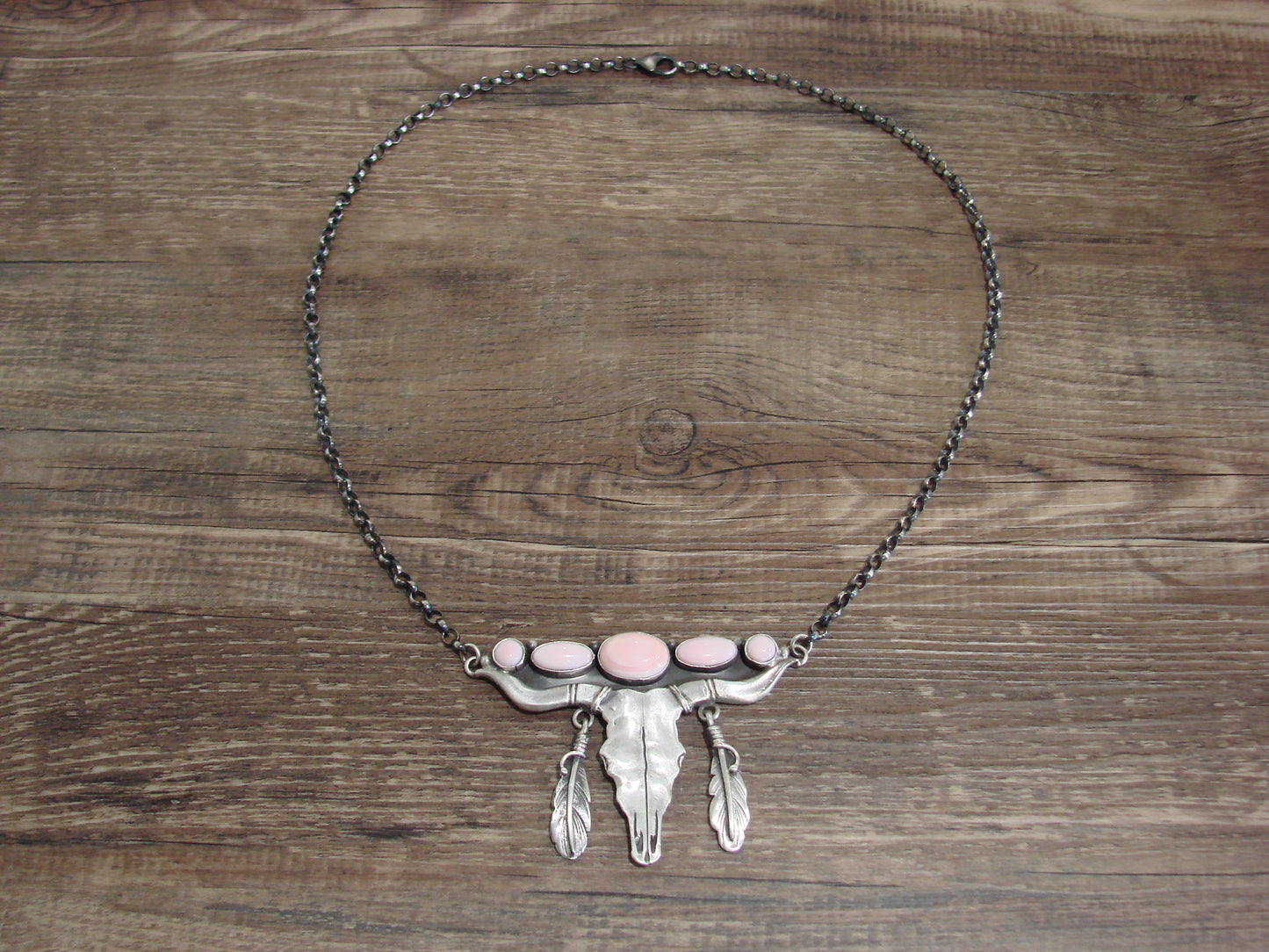 Native American Sterling Silver & Pink Conch Shell Long Horn Necklace Signed Sam