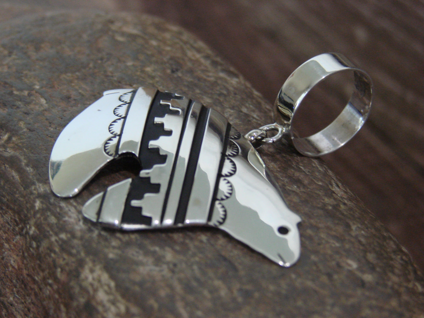 Native American Sterling Silver Bear Pendant Signed Singer