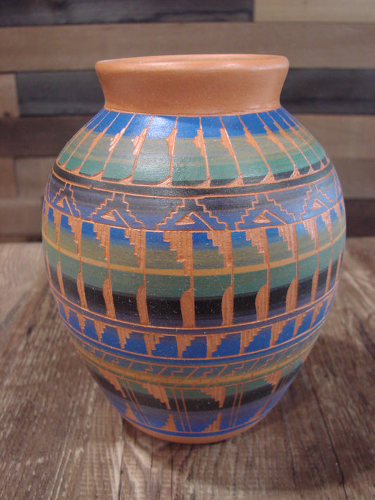 Native American Hand Etched & Hand Painted Pottery - Gilmore