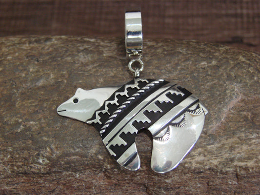 Native American Sterling Silver Bear Pendant Signed Singer