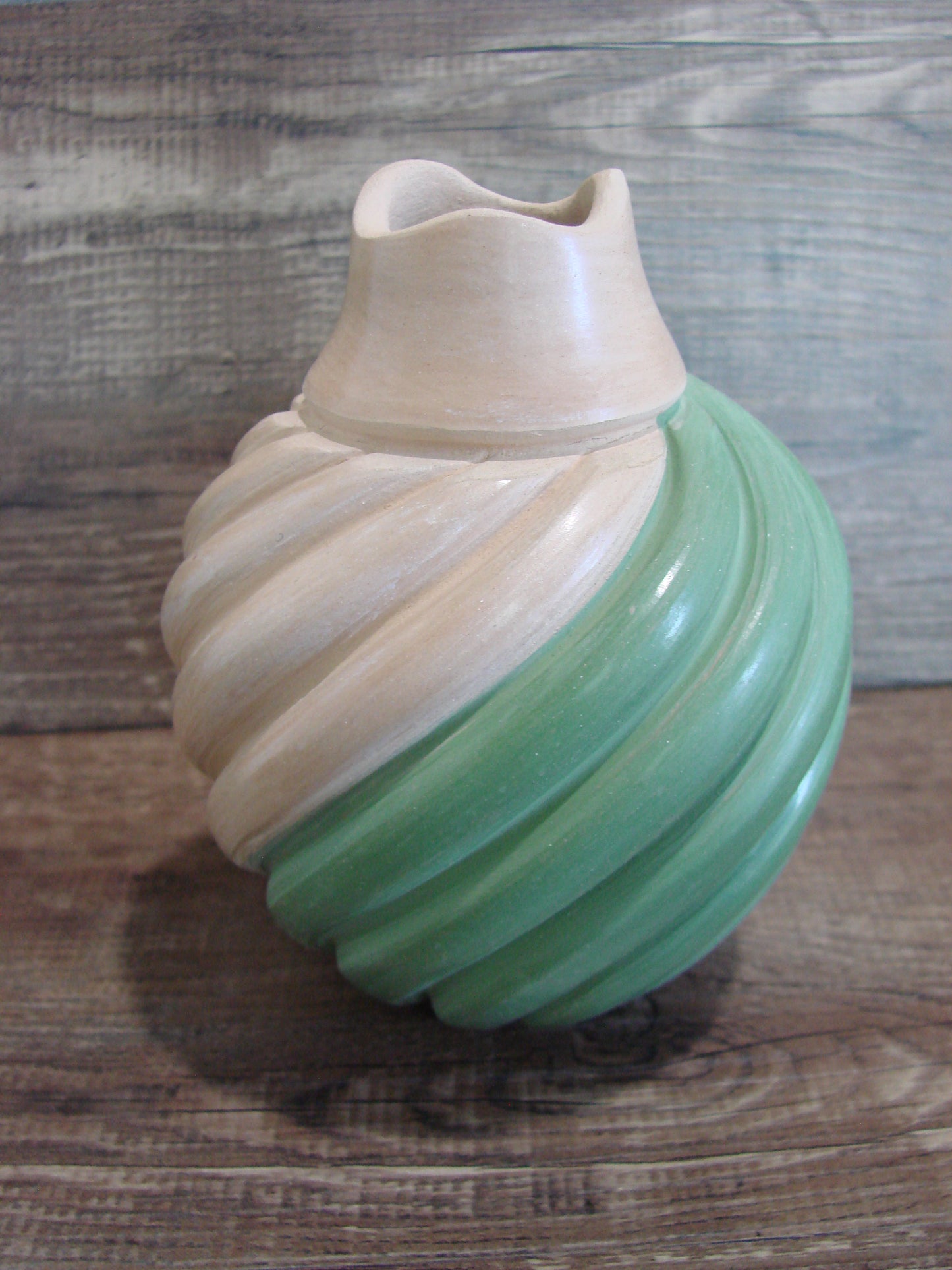 Native American Jemez Clay Hand Coiled Pottery Signed Yepa
