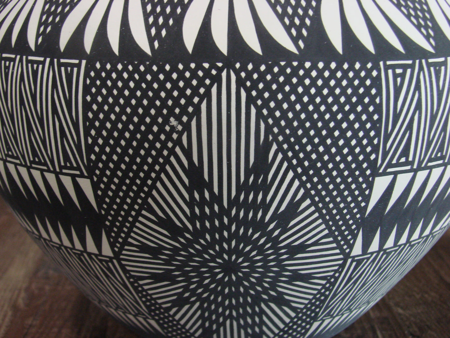 Native American Acoma Pueblo Fine Line Hand Painted Pottery by Vallo