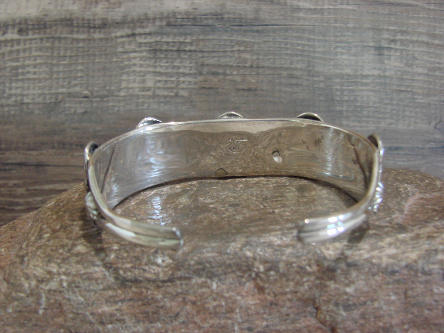 Native American Sterling Silver & Turquoise Howling Lobo Wolf Bracelet - Yazzie