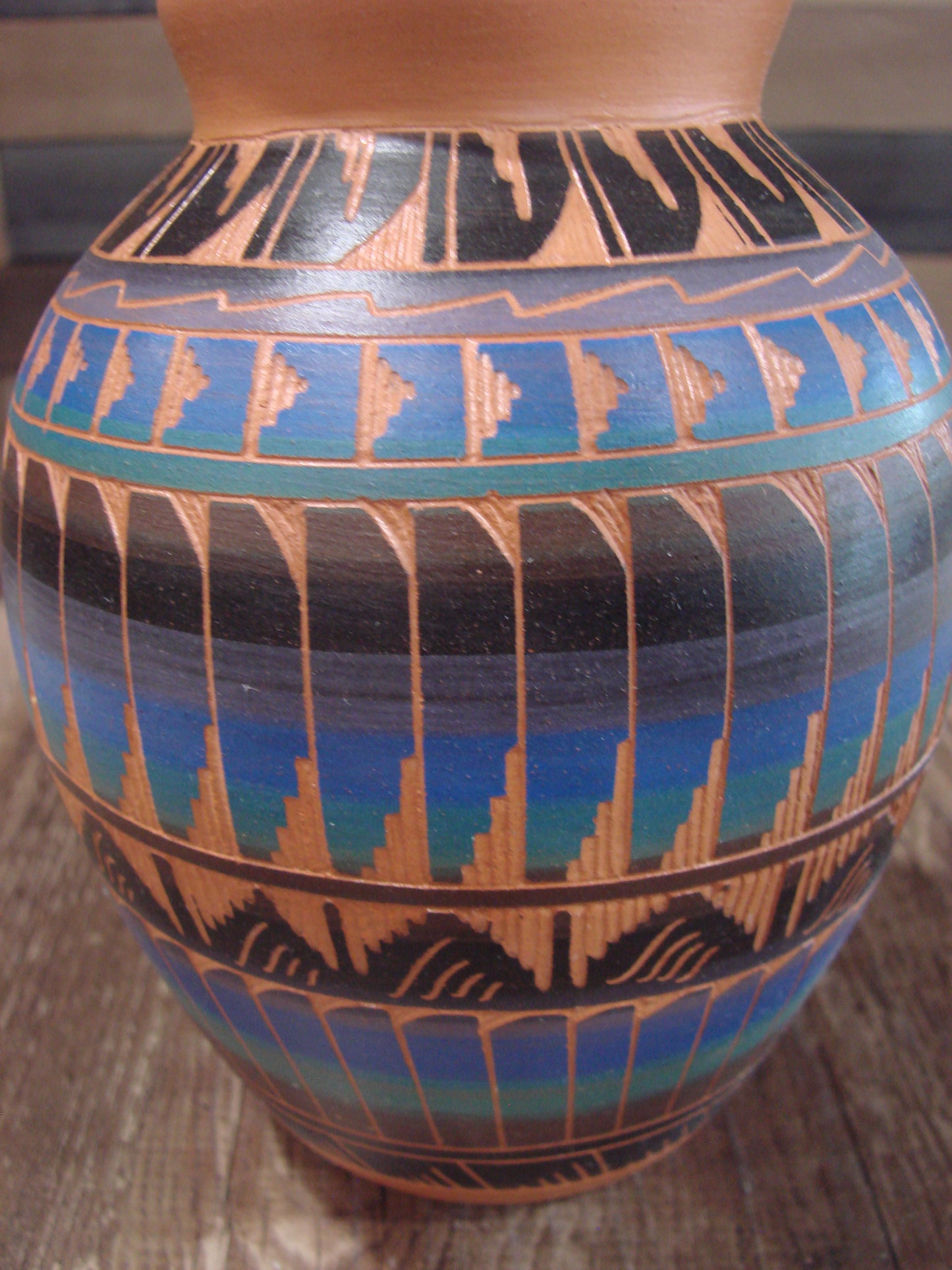 Native American Hand Etched & Hand Painted Pottery - Gilmore