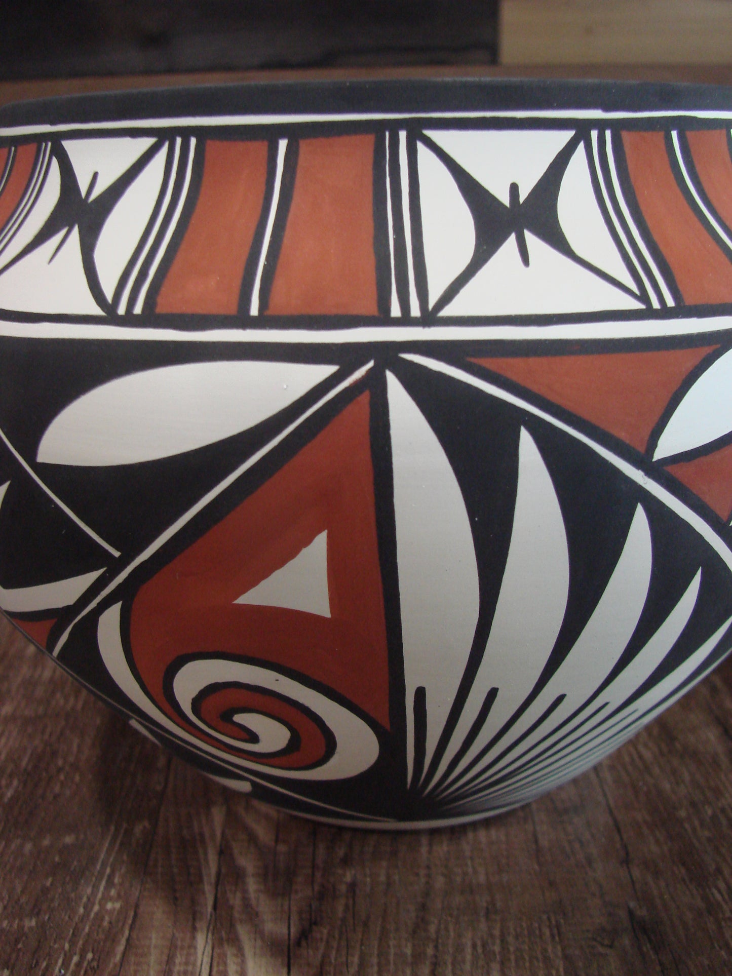 Native American Fine Line Acoma Hand Painted Pottery by L. Joe