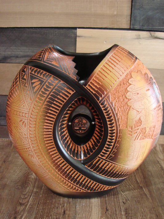 Laguna Pueblo Indian Hand Etched Pillow Pottery by Diane Aragon