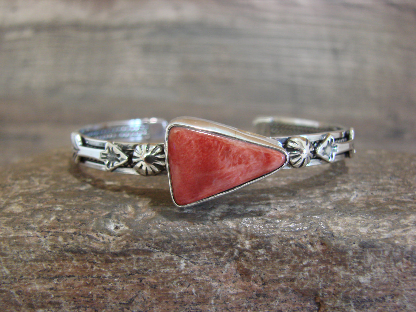 Native American Sterling Silver & Spiny Oyster Arrow Bracelet - Benally