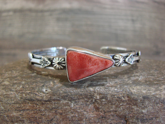 Native American Sterling Silver & Spiny Oyster Arrow Bracelet - Benally