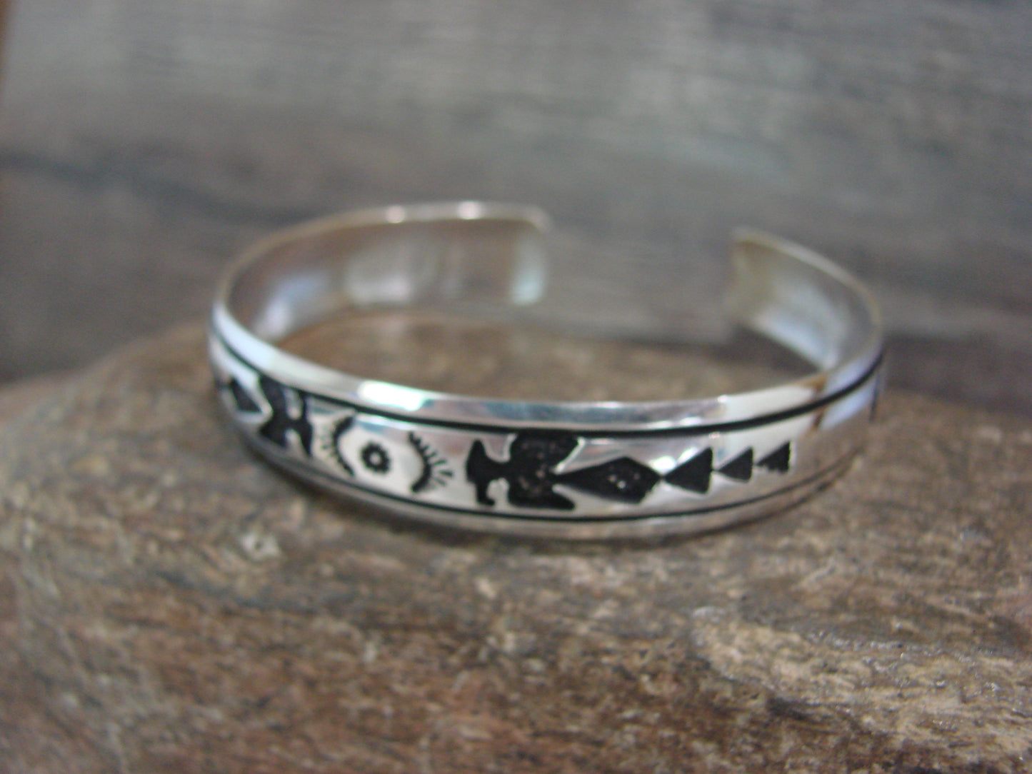 Native American Sterling Silver 3/8" Petroglyph Bracelet by Singer