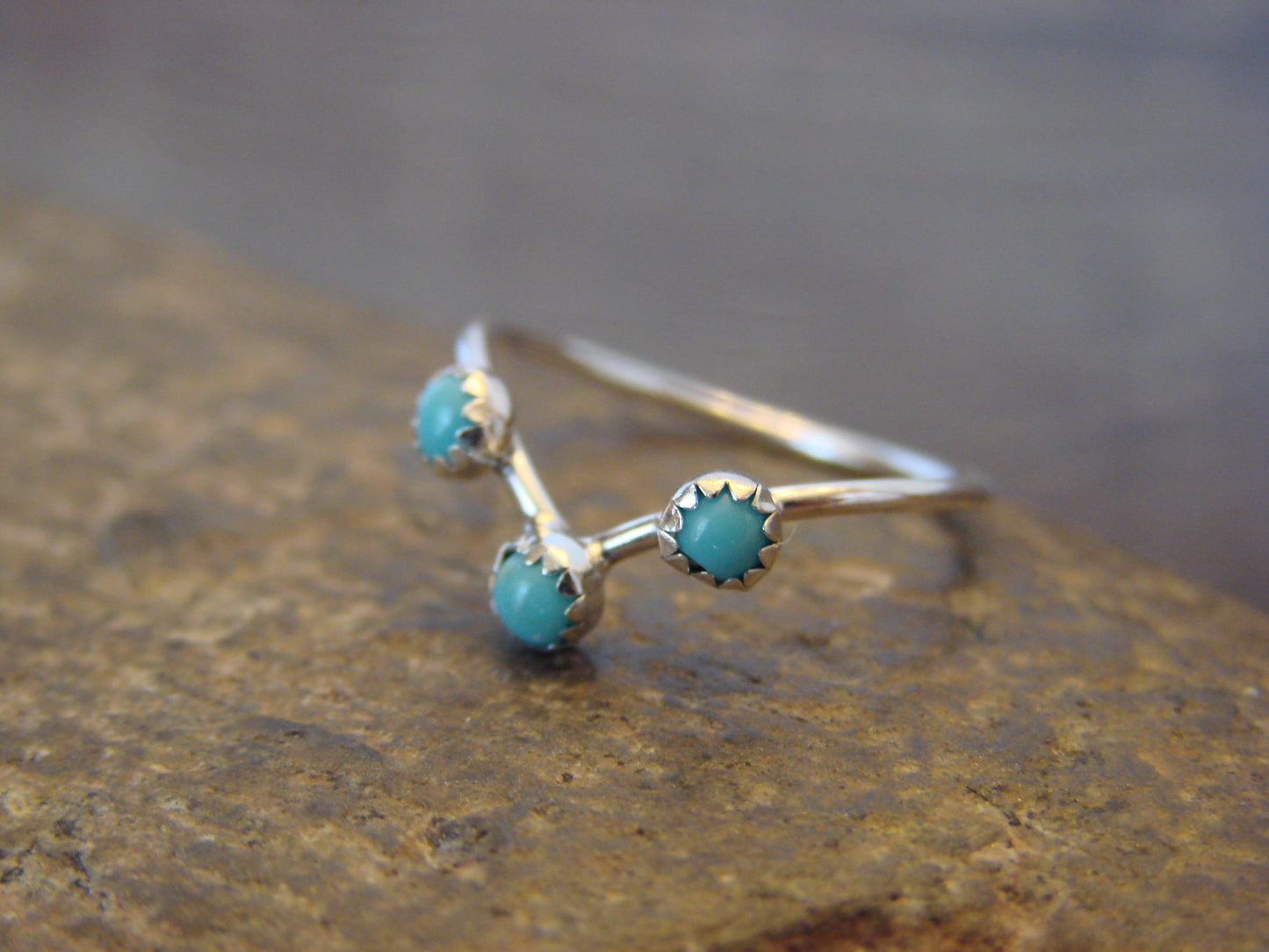 Native American Indian Sterling Silver & Turquoise V Ring by Yazzie - Size 5
