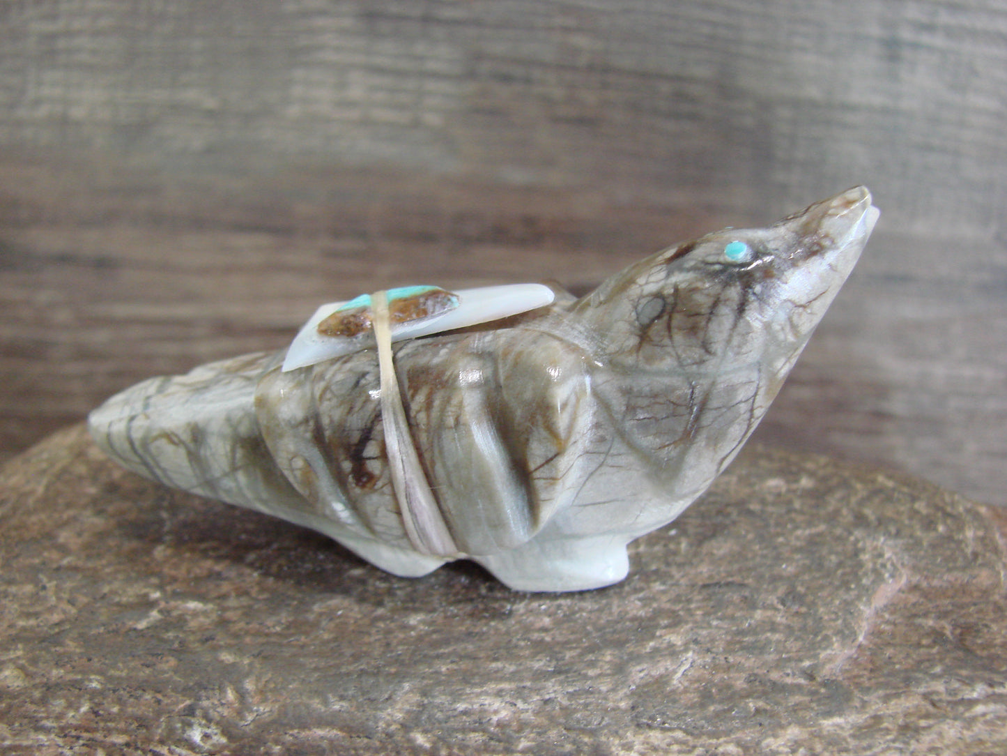 Native American Zuni Indian Stone Marble Bird Fetish by Leekya