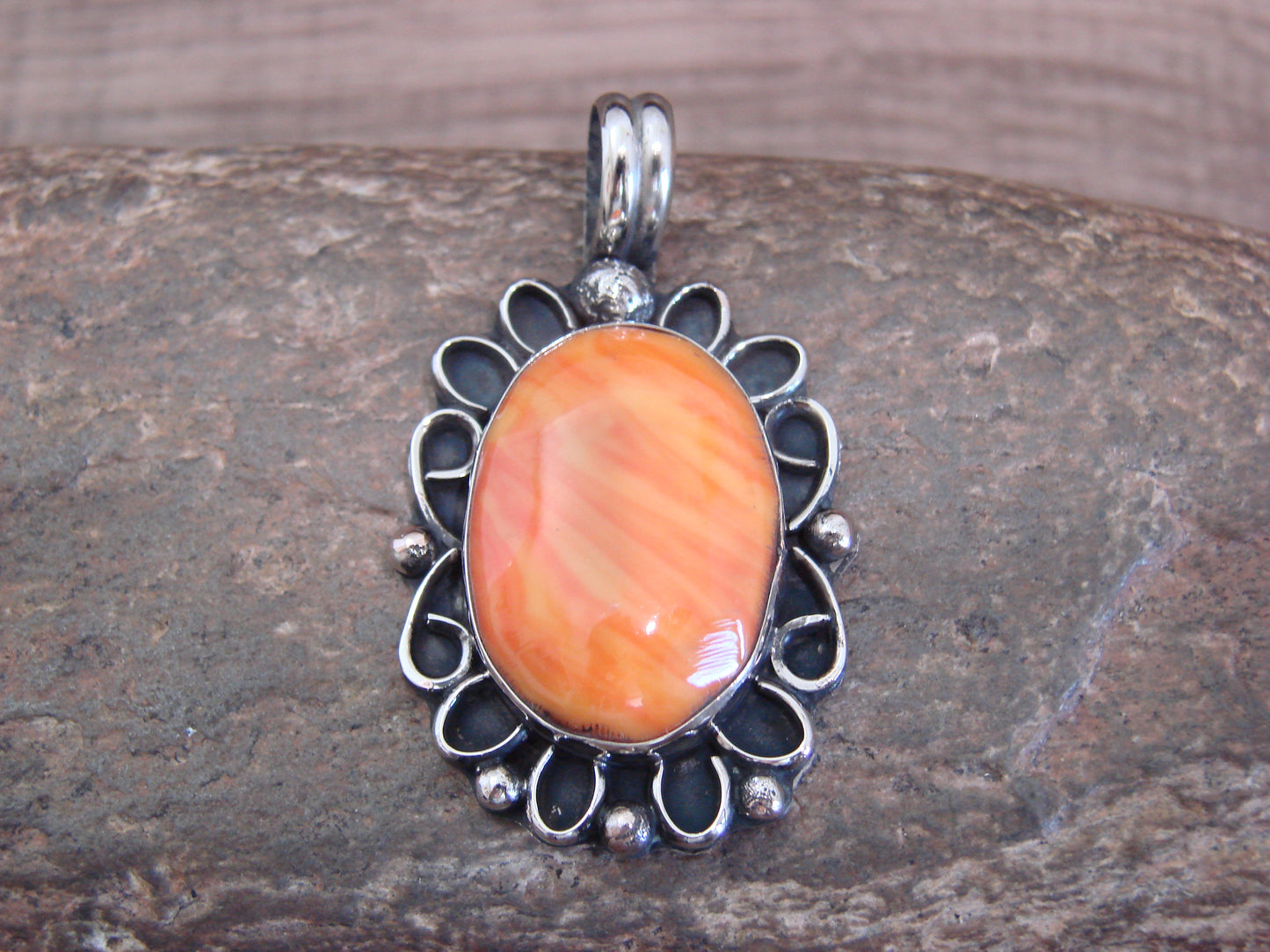 Native American Nickel Silver & Spiny Oyster Pendant - Cleveland