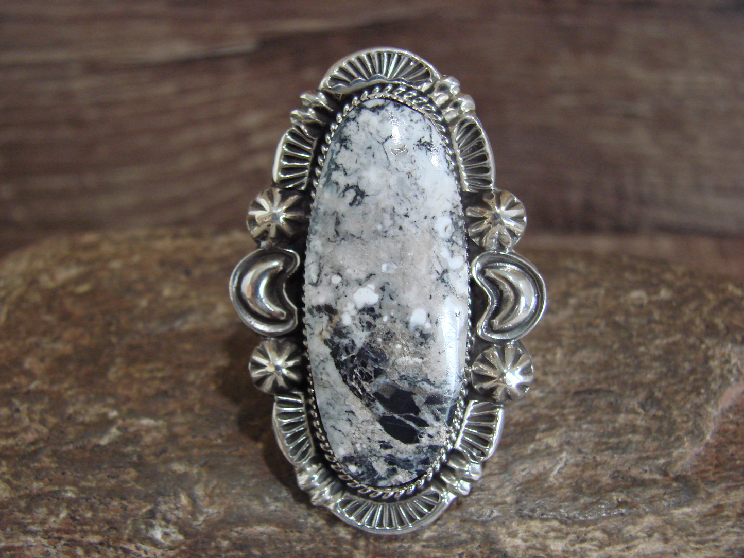 Native American Sterling Silver & White Buffalo Turquoise Ring - Delgarito- Size 7