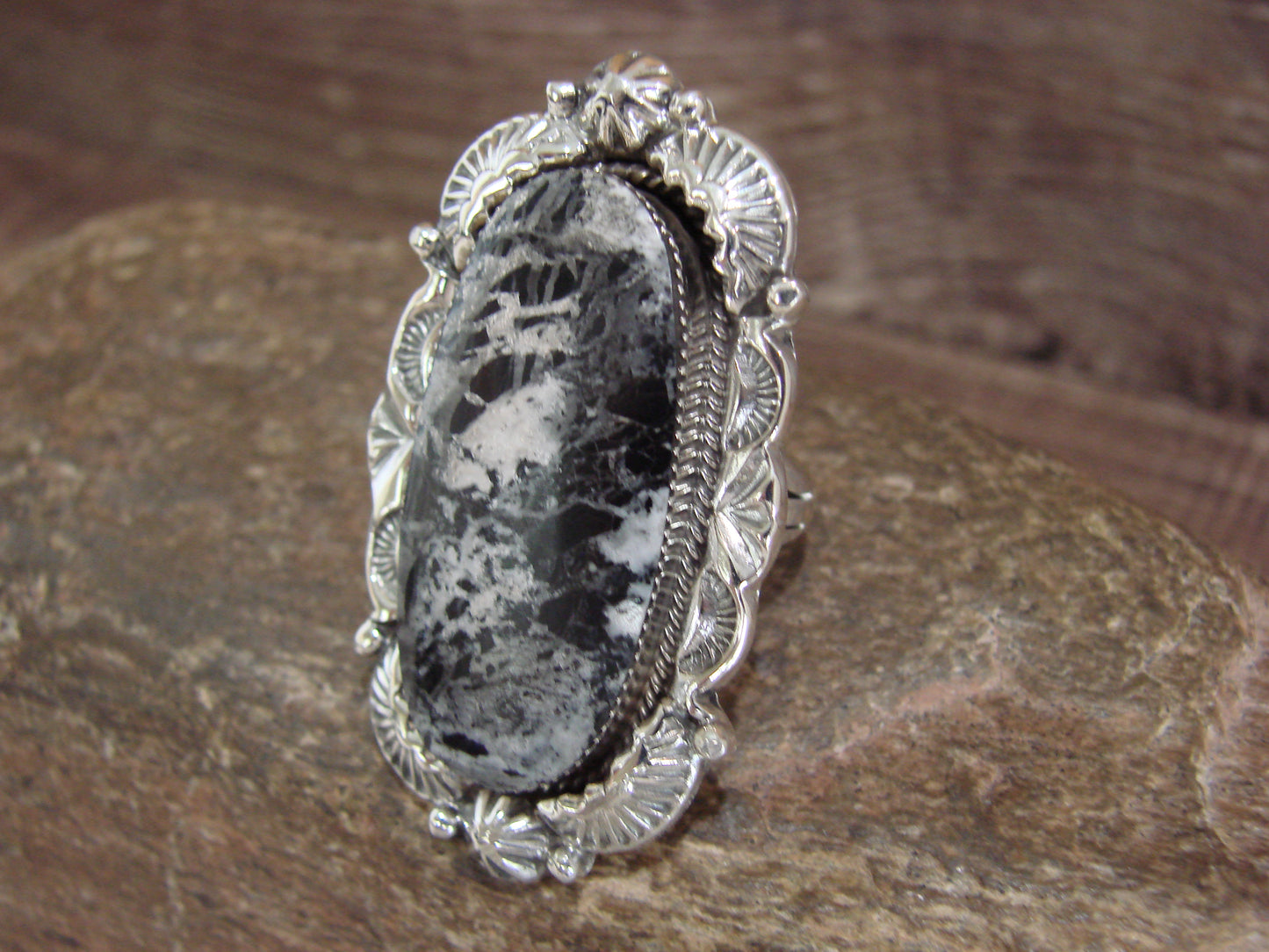 Native American Sterling Silver & White Buffalo Turquoise Ring - Delgarito- Size 6