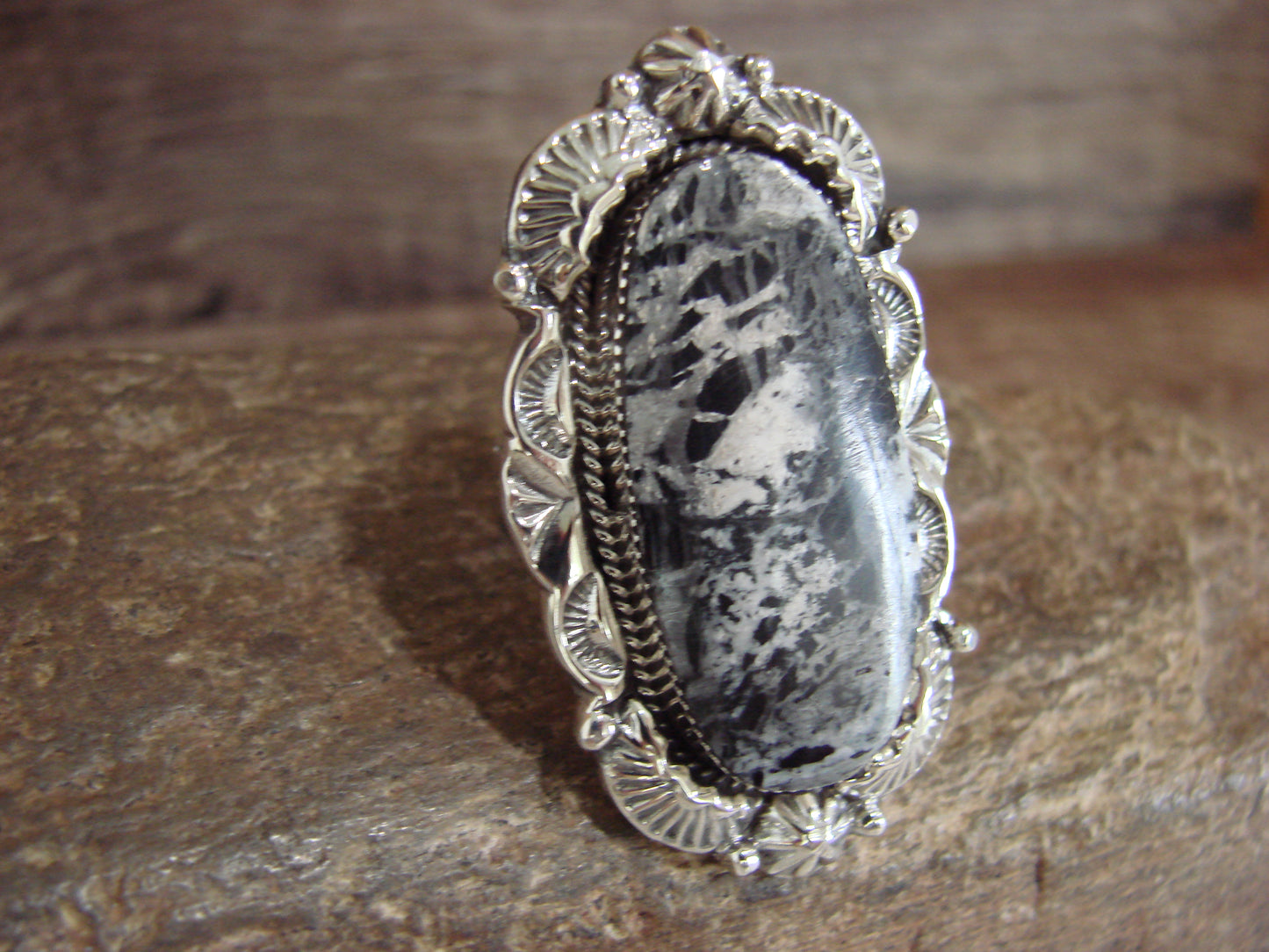 Native American Sterling Silver & White Buffalo Turquoise Ring - Delgarito- Size 6