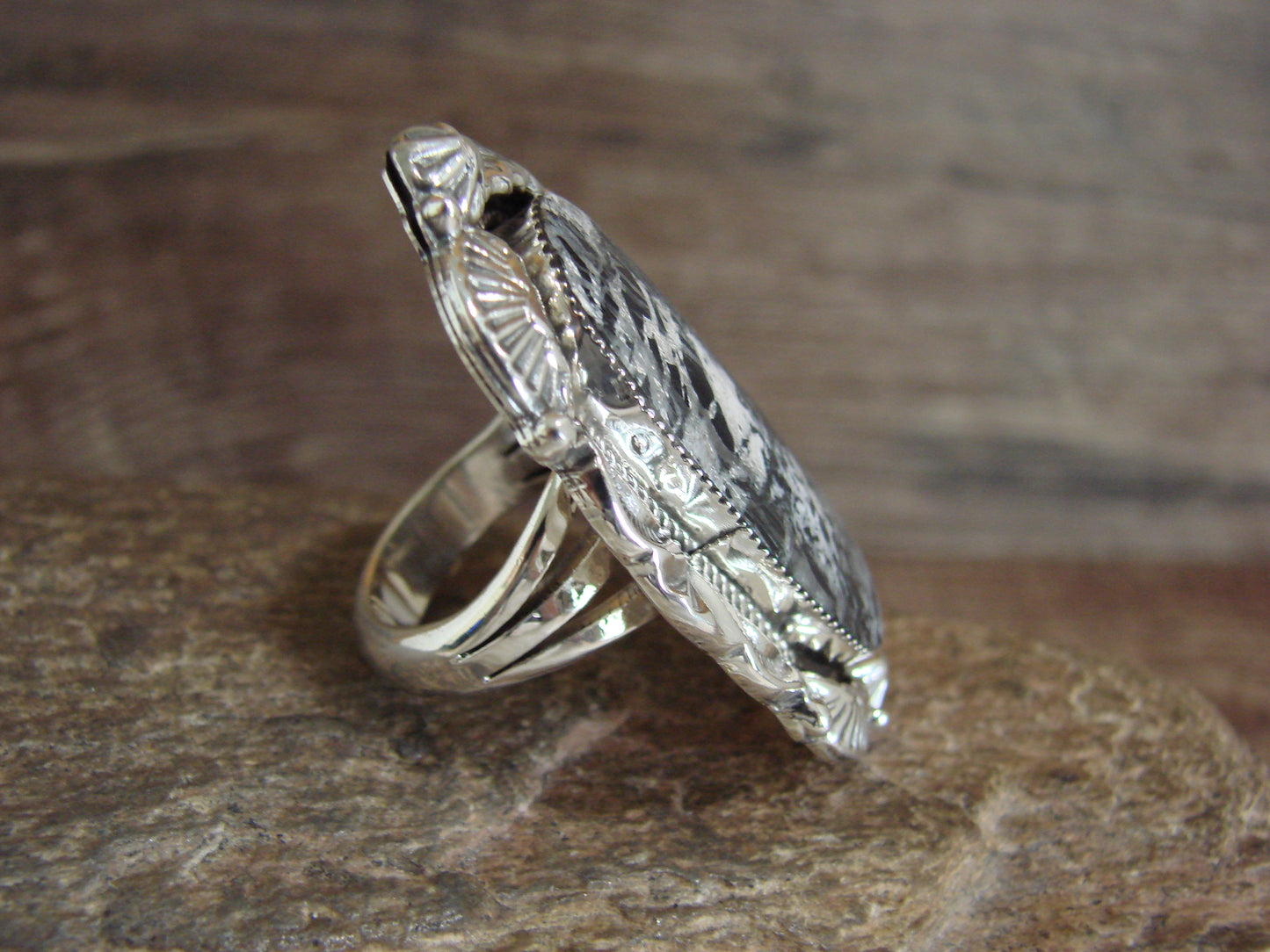 Native American Sterling Silver & White Buffalo Turquoise Ring - Delgarito- Size 6