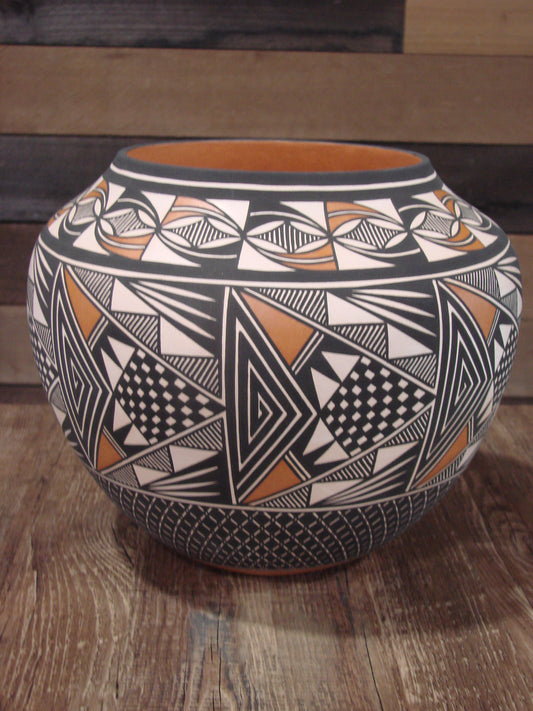 Native American Fine Line Hand Coiled Pottery by Terrance Chino Sr.