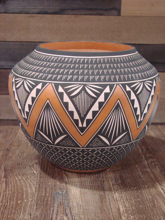 Native American Fine Line Hand Coiled Pottery by Terrance Chino Sr.