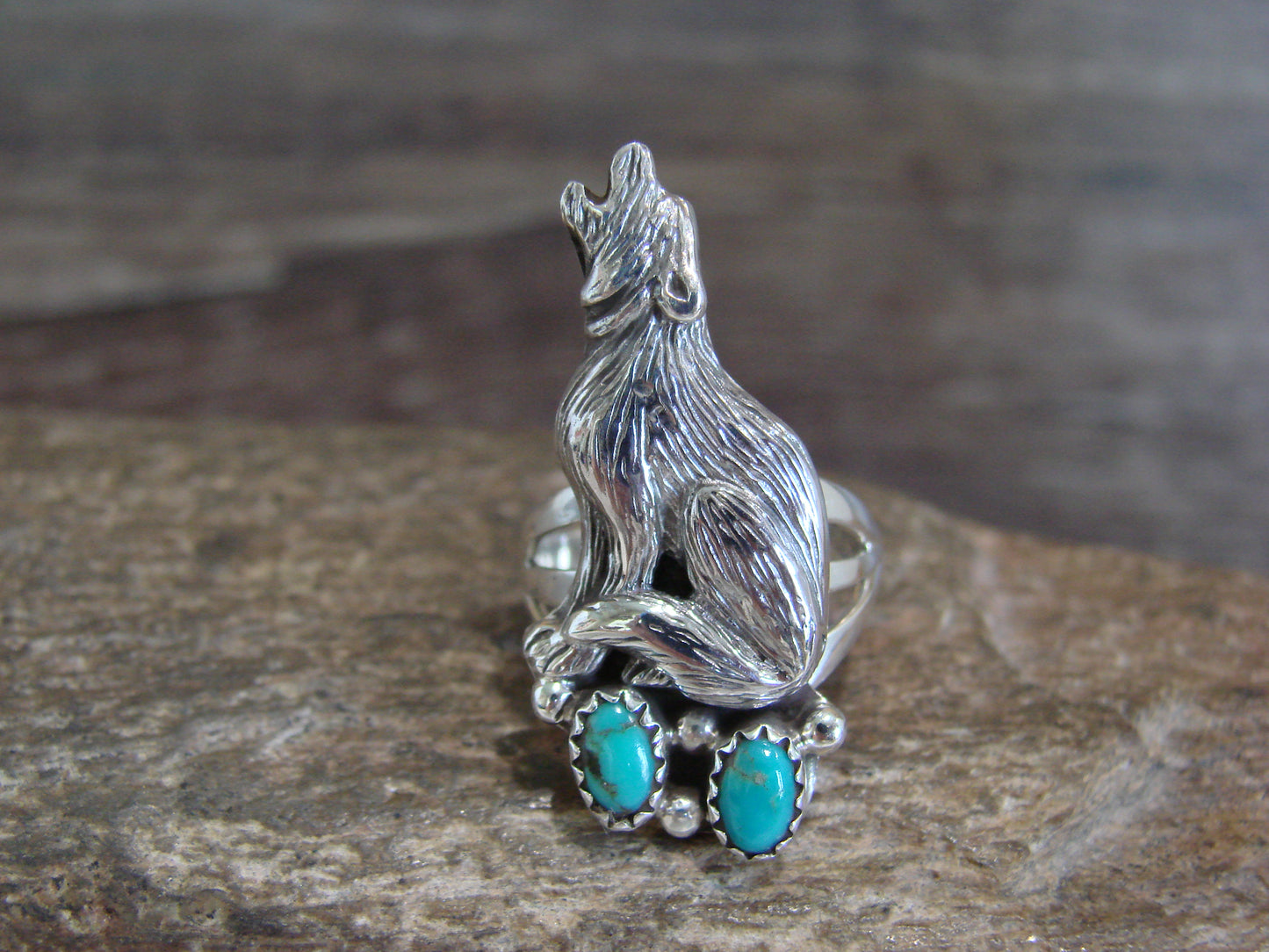 Native American Sterling Silver Turquoise Lobo Wolf Ring by Platero Size 9.5