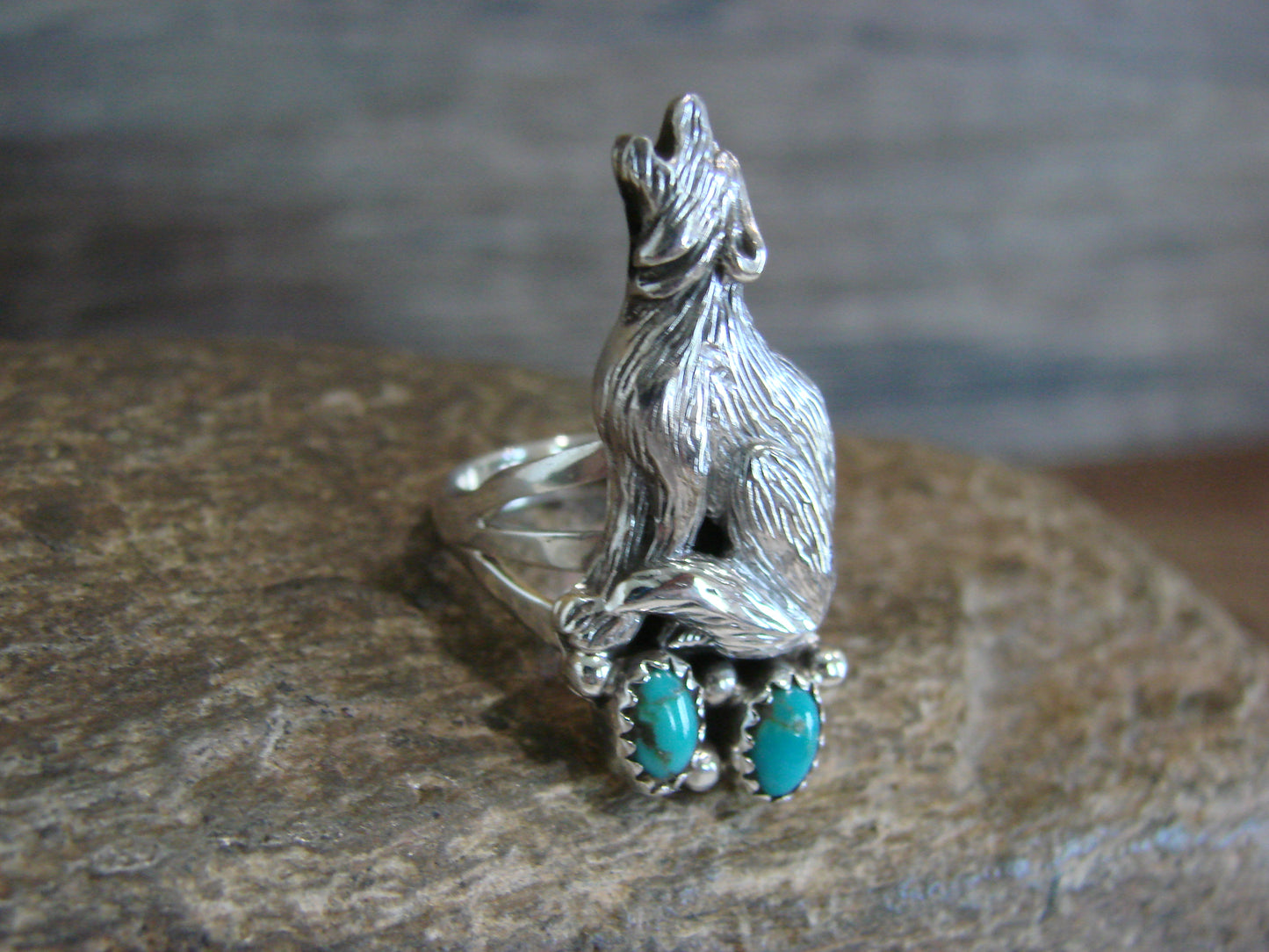 Native American Sterling Silver Turquoise Lobo Wolf Ring by Platero Size 9.5