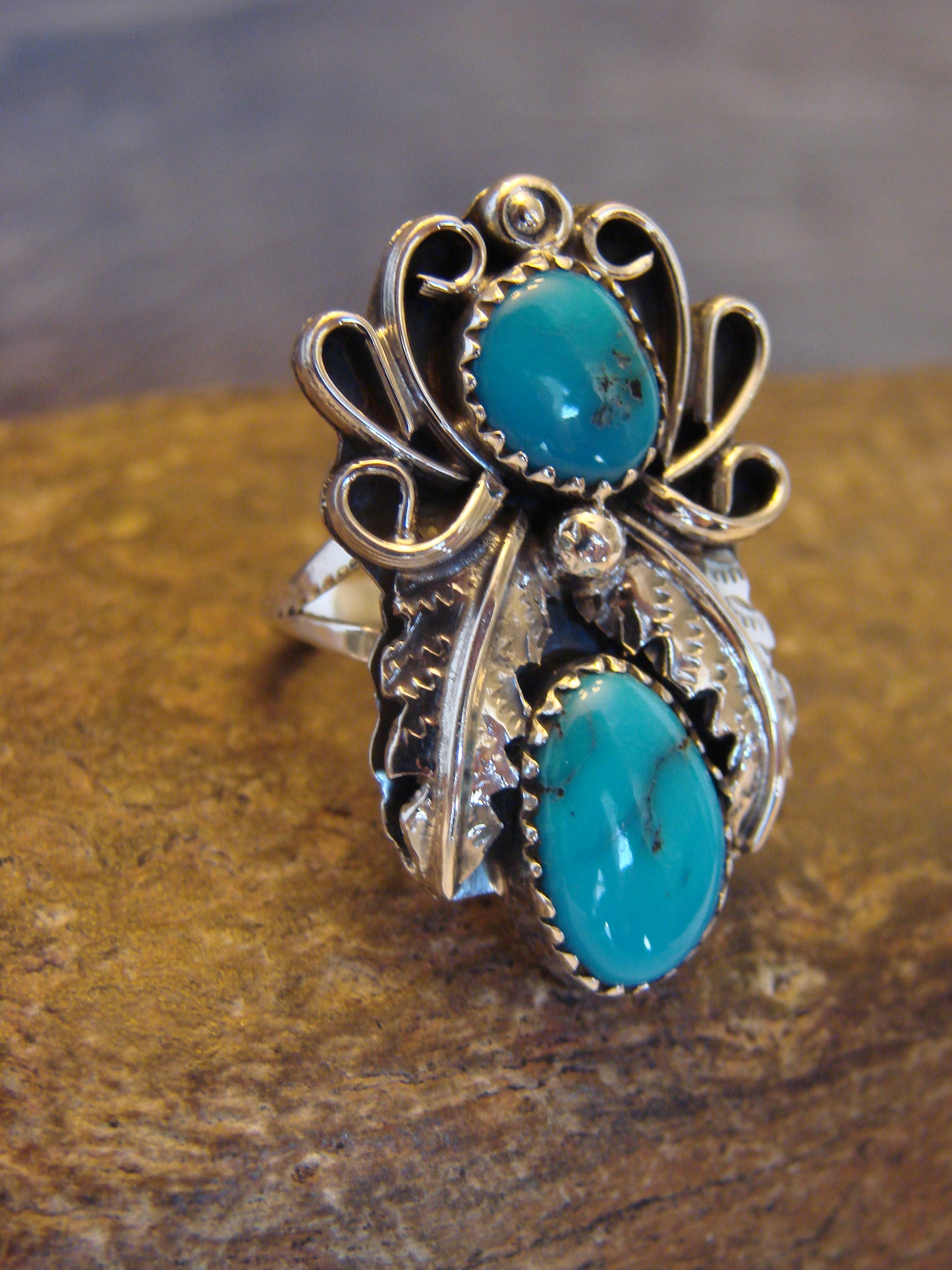 Native American Sterling Silver & Turquoise Ring Signed Yazzie - Size 6