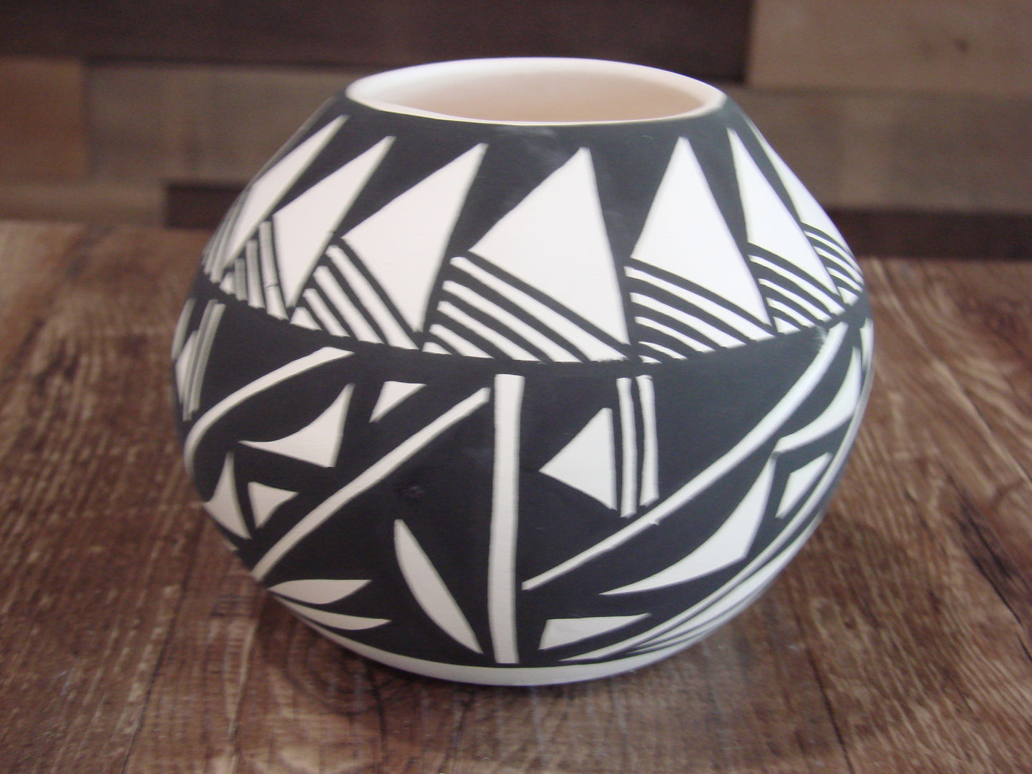 Native American Acoma Fine Line Hand Painted Pottery by Concho