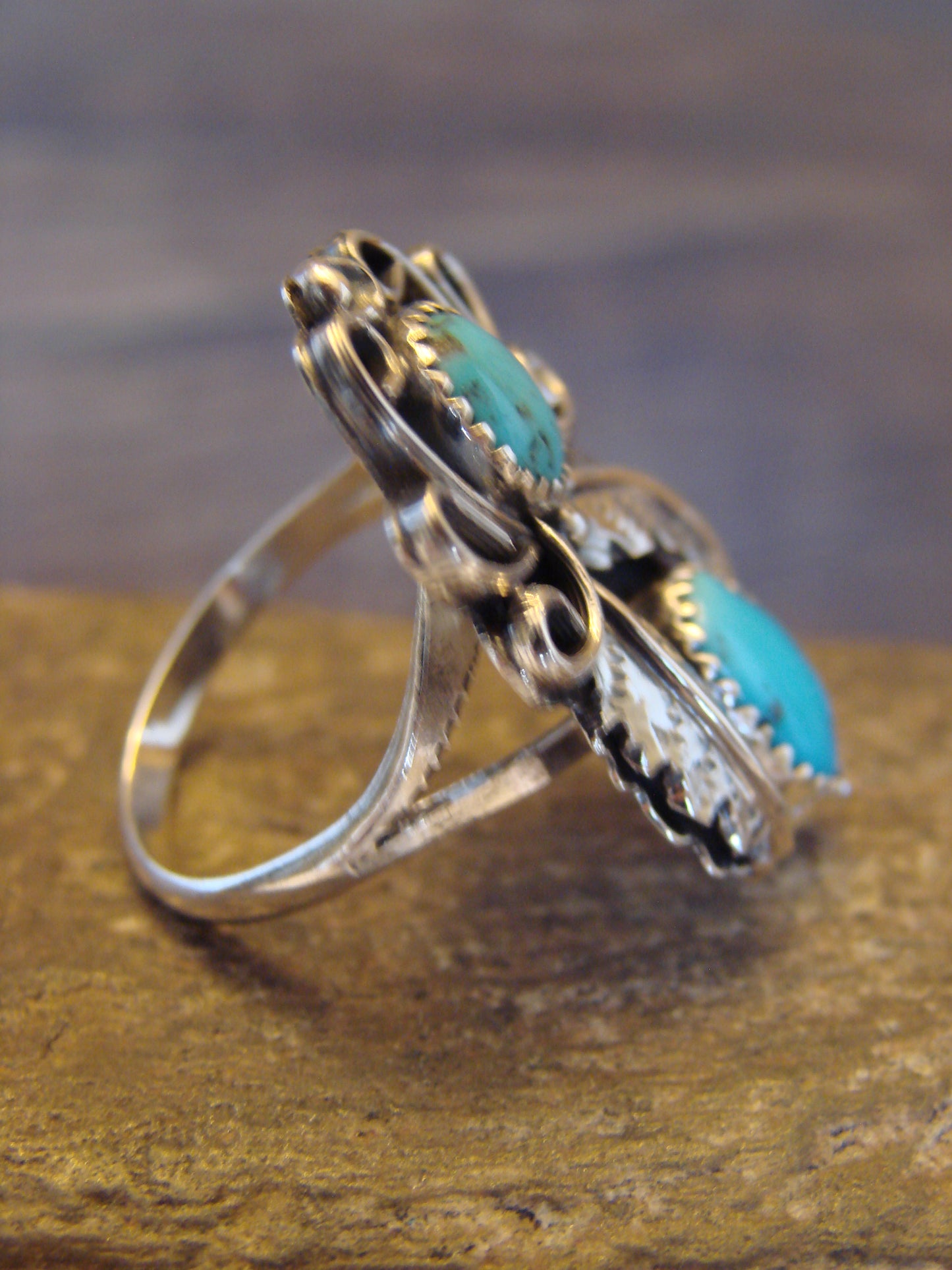 Native American Sterling Silver & Turquoise Ring Signed Yazzie - Size 9