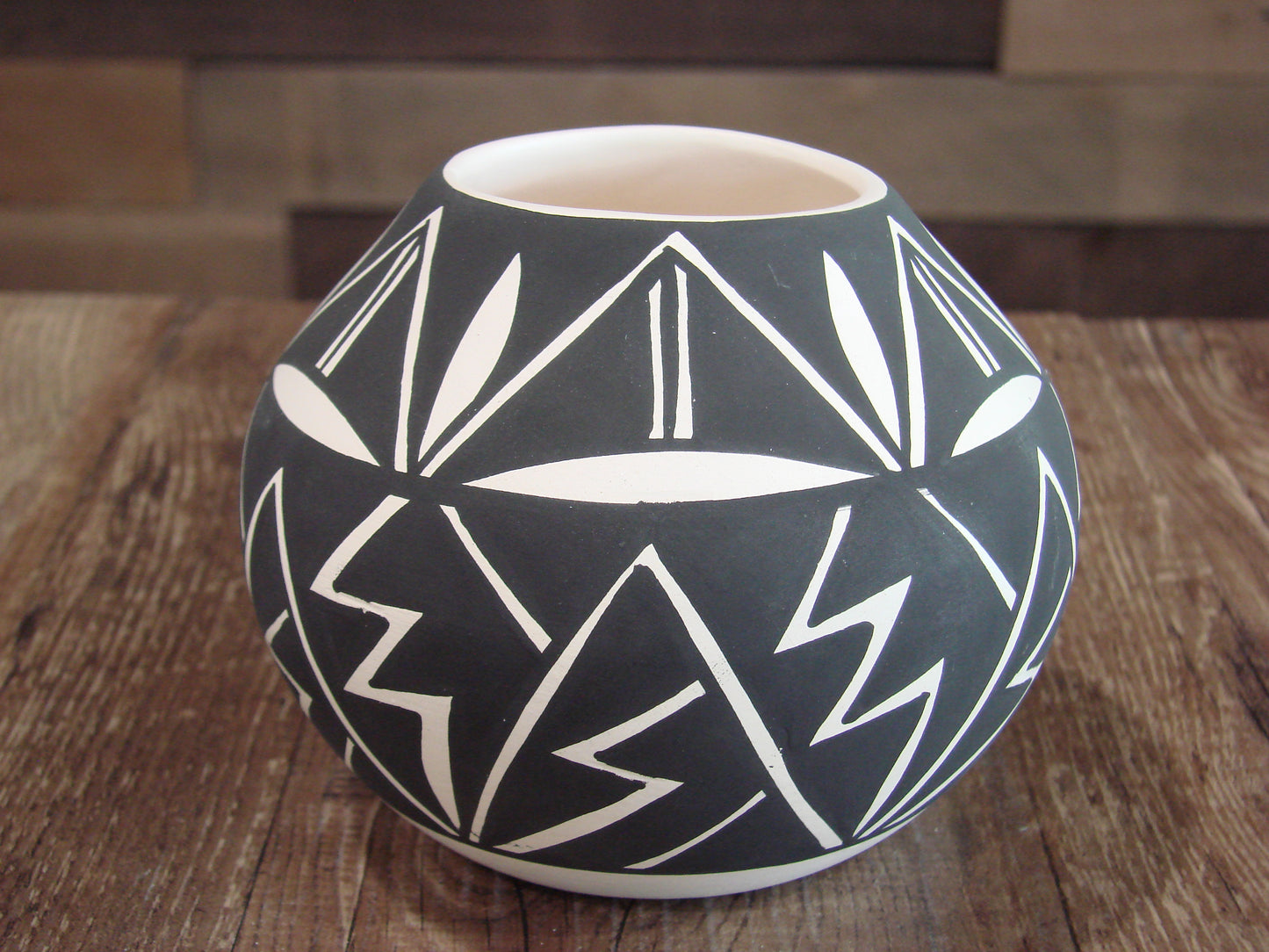 Native American Acoma Fine Line Hand Painted Pottery by Concho
