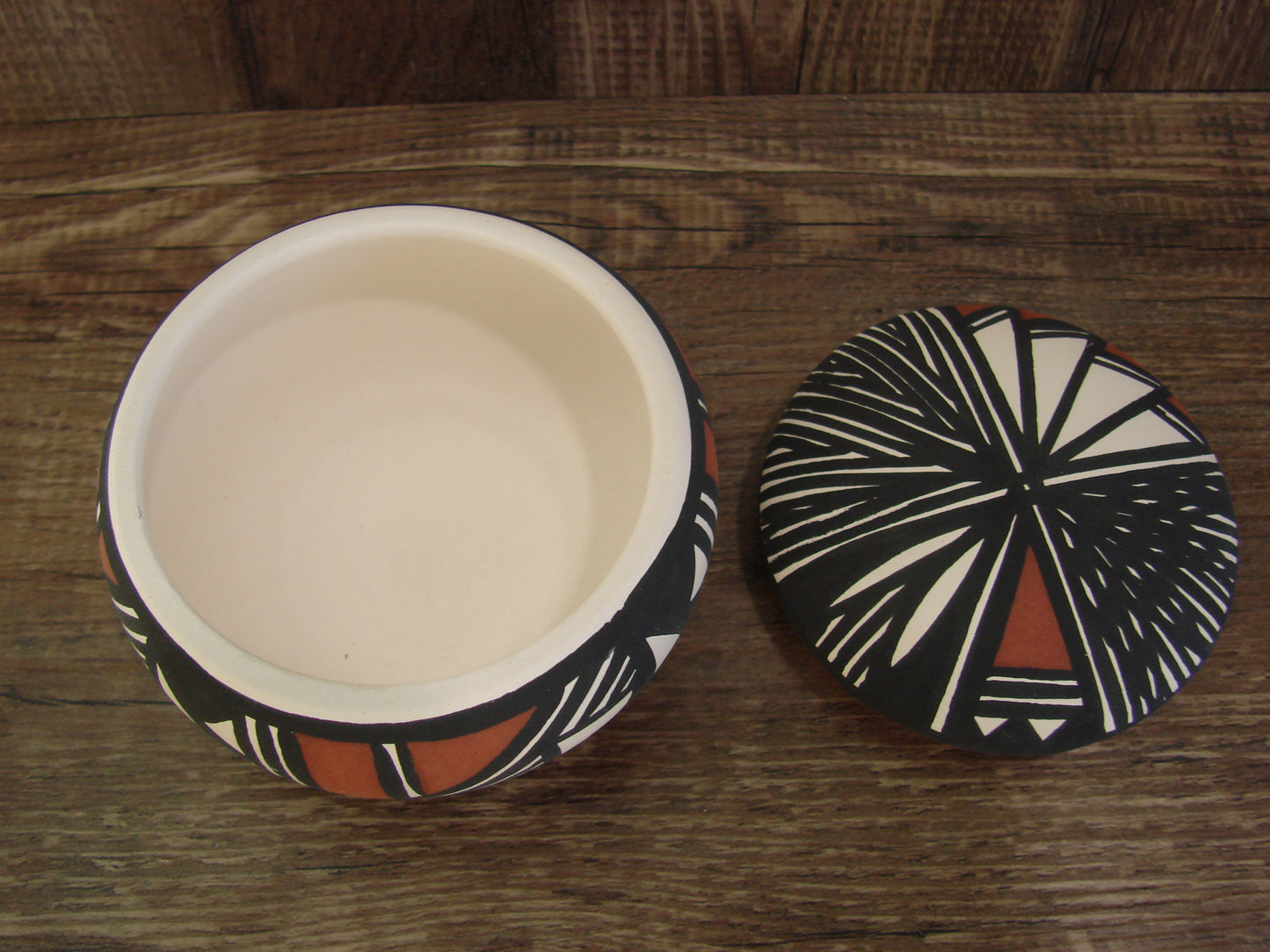 Native American Hand Painted Acoma Jewelry trinket Pottery by Concho