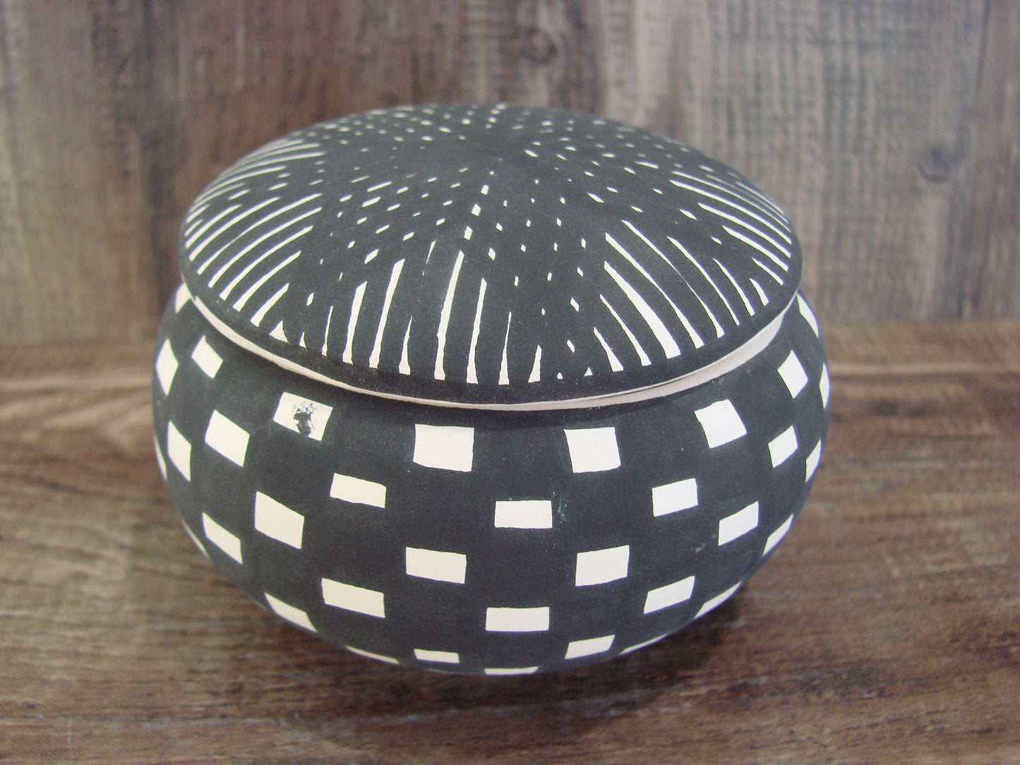 Native American Hand Painted Acoma Jewelry trinket Pottery by Concho