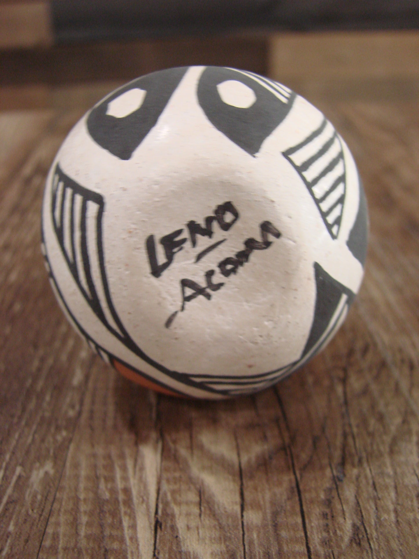 Small Native American Acoma Hand Made Clay Pottery by Leno