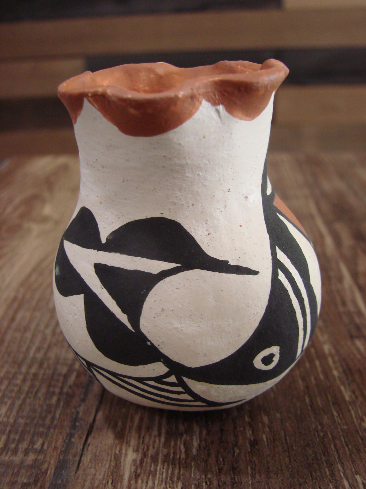 Small Native American Acoma Hand Made Clay Pottery by Leno