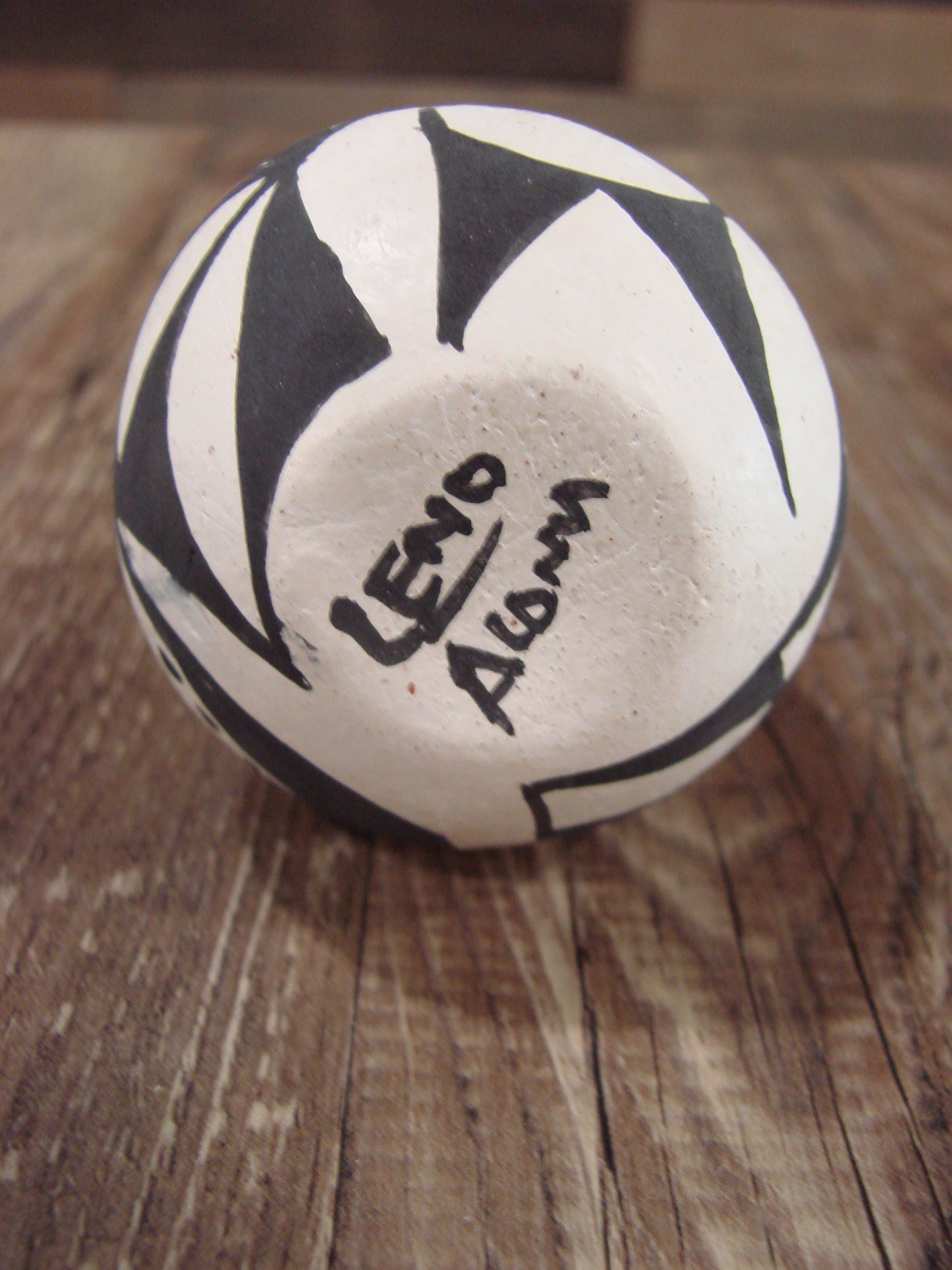 Small Native American Acoma Hand Made Clay Pottery by Leno