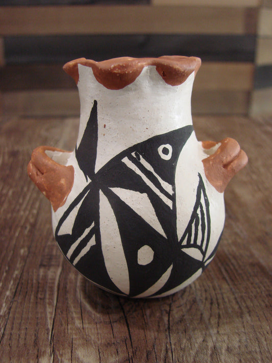 Small Native American Acoma Hand Made Clay Pottery by Leno